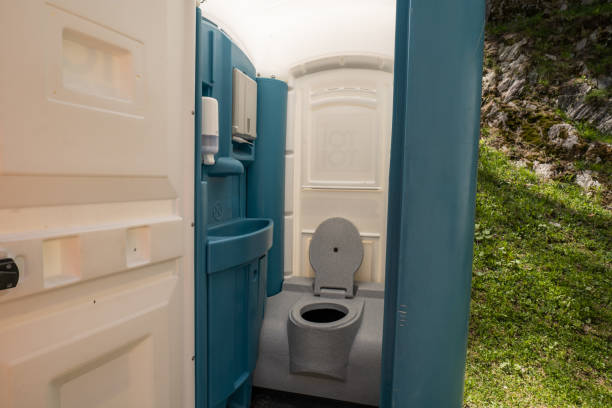Best Restroom Trailer for Weddings  in George Mason, VA